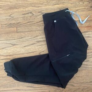 FIGS, Black Zamora Jogger Scrub Pant